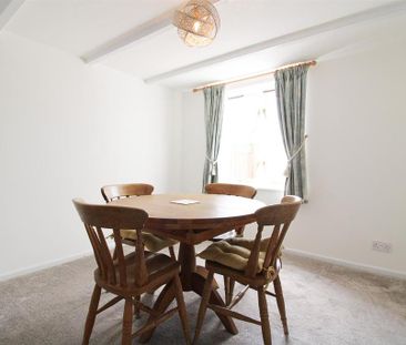 2 bedroom house to rent - Photo 3