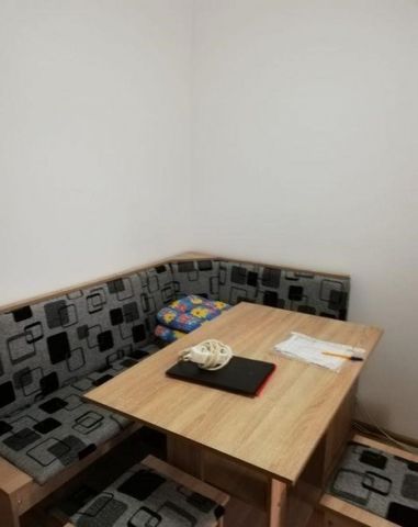 Garsoniera de inchiriat langa Sala Palatului - Fotografie 3