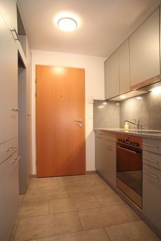 2.5-Zimmer-Wohnung (möbliert) im Golfclubhaus in Alvaneu Bad - Foto 4