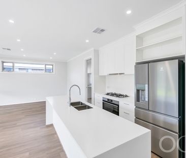 Open the Door to Ocean Views and Effortless Living - Photo 4