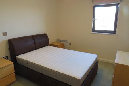 Churchill Way, CARDIFF - Photo 3