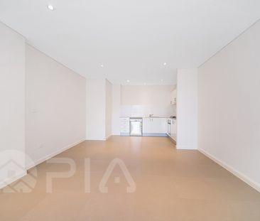 One bedroom apartment including Electricity and gas bill, NOW LEASING! - Photo 3