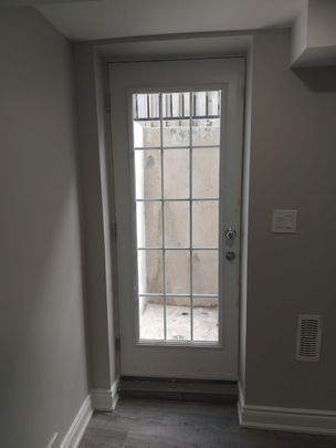 For Lease - 7319 Aldergrove Court, Mississauga, Ontario - Photo 1