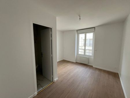 PARIS 18 - RUE AFFRE - Photo 2