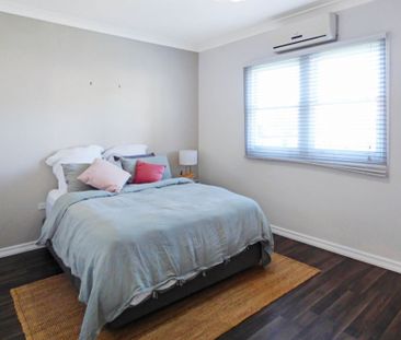 3 bedroom home just a short distance from the CBD & Tamworth Street... - Photo 3