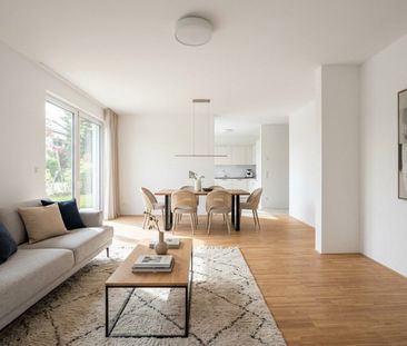 Lichtdurchflutete DG - Wohnung mit exklusivem Schneebergblick. - Foto 1