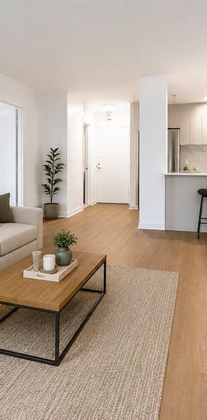 1 Bedroom - 3620 Rue Lorne Crescent, Montréal - Photo 1