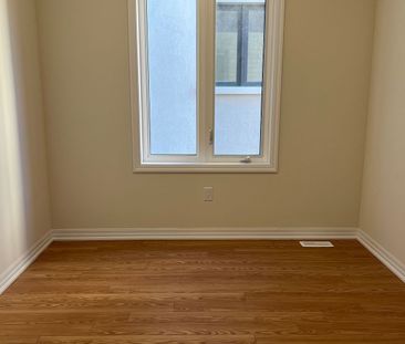 For Lease - 42 Ed Ewert Avenue, Clarington, Ontario - Photo 5