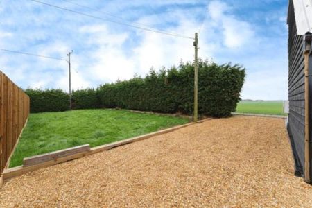 1 bedroom barn conversion to rent - Photo 2