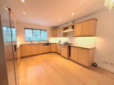 Richardson Crescent, Cheshunt, Waltham Cross EN7, Property for rent - Photo 3