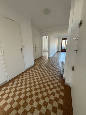 Location appartement, 3 pièces, 2 chambres, surface 68m² - Photo 5