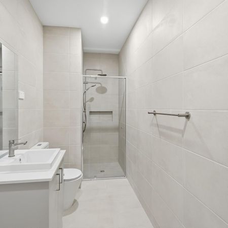 BRAND NEW JUBILEE TOWNHOUSE - Photo 5