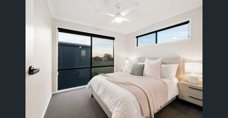 Contemporary townhouse in a convenient location - Photo 2