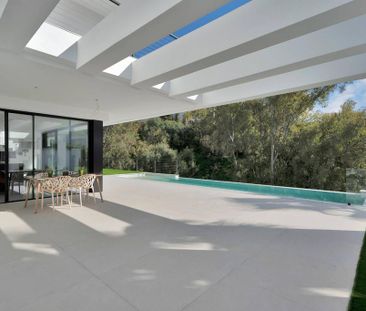 4 bedroom luxury Villa for rent in Benahavís, Andalusia - Photo 5