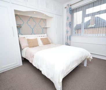3 bedroom semi-detached house to rent - Photo 6
