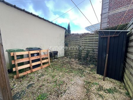 MAISON AVEC MITOYENNETE - COURETTE - 2 CHAMBRES - LE HOULME - 59.92m² - Photo 5