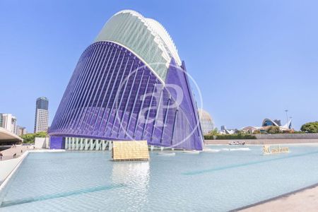 3 bedroom luxury Flat for rent in Valencia - Photo 5