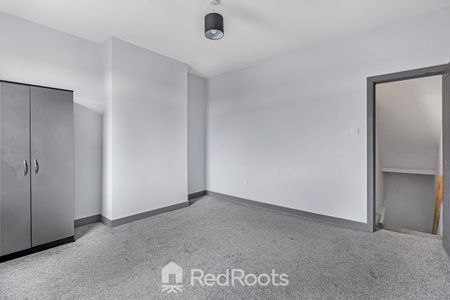 3 bed terraced house to rent in Snydale Road, Cudworth, Barnsley, South Yorkshire, S72 - Photo 5