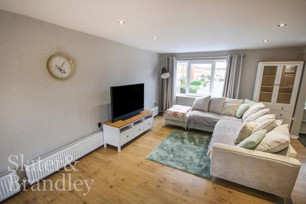 4 bedroom townhouse to rent - Photo 1