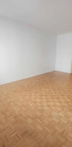 Appartement Montréal (Ville-Marie) À Louer - Photo 1