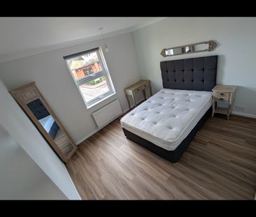 Room in a Shared Flat, Boscombe House, CR0 - Photo 2