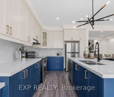 3307 THUNDERBIRD PROMENADE - Photo 2