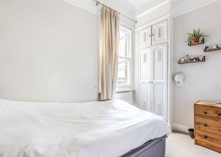 Merton Road, SW18 5SS, London - Photo 4