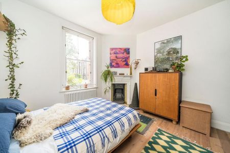 3 bedroom flat to rent - Photo 2