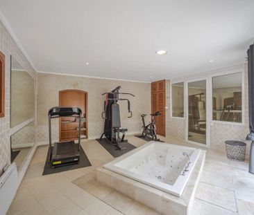 Mougins - Villa 4 pièce avec piscine chauffé et Tennis sur 3700m² d... - Photo 6