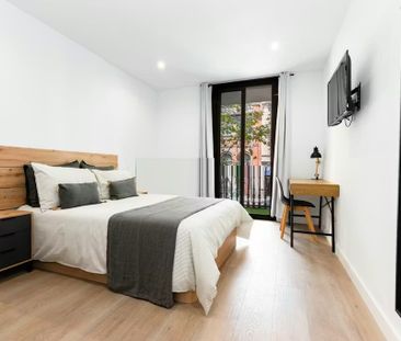 Carrer d'Aragó, Barcelona, Catalonia 08007 - Photo 6