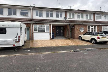 Mead Close, SL7 - Photo 4