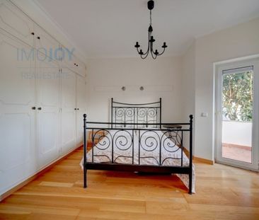 3 room luxury House for rent in Cascais e Estoril, Portugal - Photo 1