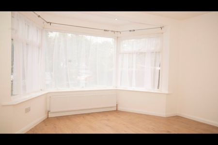 2 Bed Maisonette, Kenmere Gardens, HA0 - Photo 3