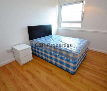 Hornchurch Court, Bonsall Street, M15 - Photo 3