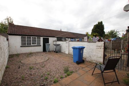 2 bedroom terraced house to rent - Photo 5