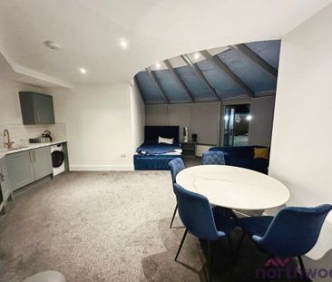1 bedroom flat to rent - Photo 1