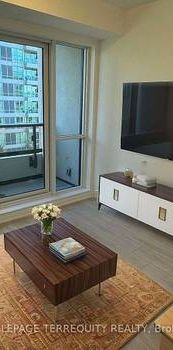 Hurontario & Elm dr Modern 2Bdrm Open Balcony Beautiful Kitchen - Photo 1