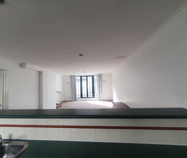 Two Bedroom with Two carparks! - Photo 3