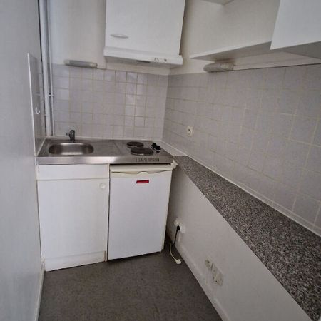 Location Appartement 1 pièce 22m² ROUEN 76000 - Photo 3