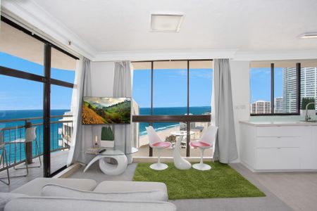 18 Hanlan Street, Surfers Paradise, QLD 4217 - Photo 2