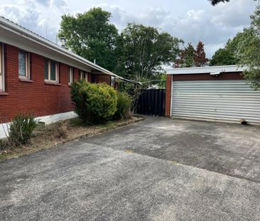 4 Bedroom - Buckland Road, Mangere East - Photo 1