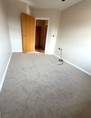 Recently Refurbished One Bedroom Modern Apartment in Northampton - Photo 1