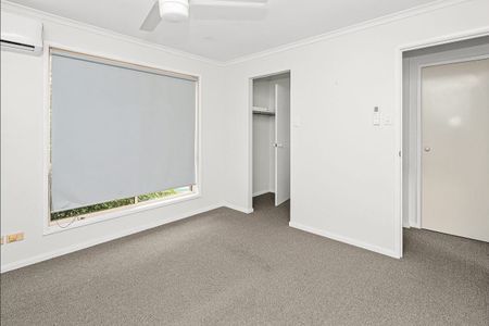 Charming Townhouse in the Heart of Edens Landing - Photo 2