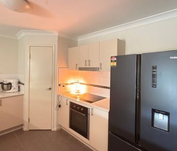 Four Bedroom Family Home In Silkstone! - Photo 3