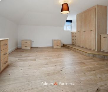 3 bedroom penthouse to rent - Photo 2