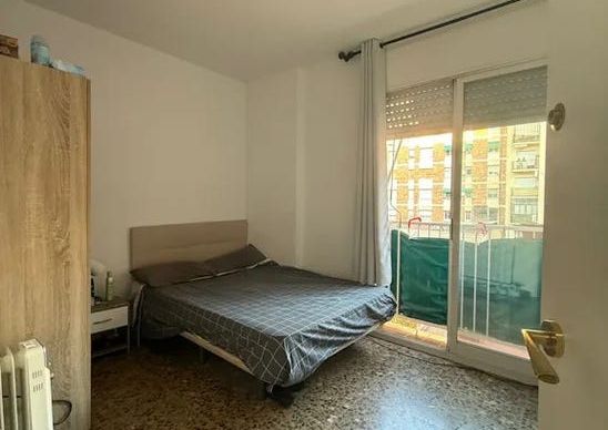 Travessera de Gràcia, Barcelona, Catalonia 08027