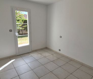 SORGUES 1180, - Photo 3