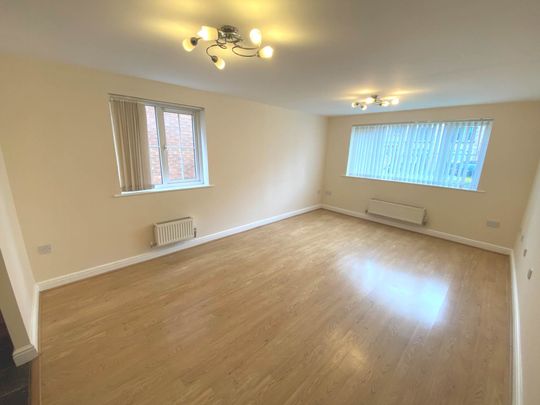Price £1,650 pcm - Available 11/11/2025 - Unfurnished - Photo 1