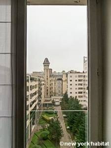 Logement à Paris, Location meublée - Photo 2