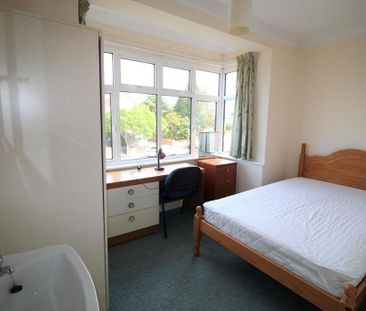 6 bedroom house to rent - Photo 3